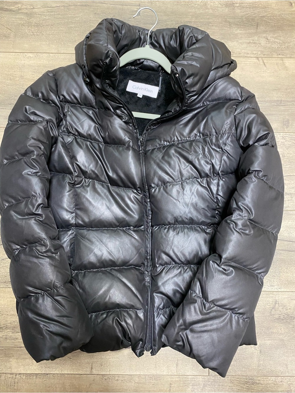 Calvin Klein Women’s Small Puffer Jacket.